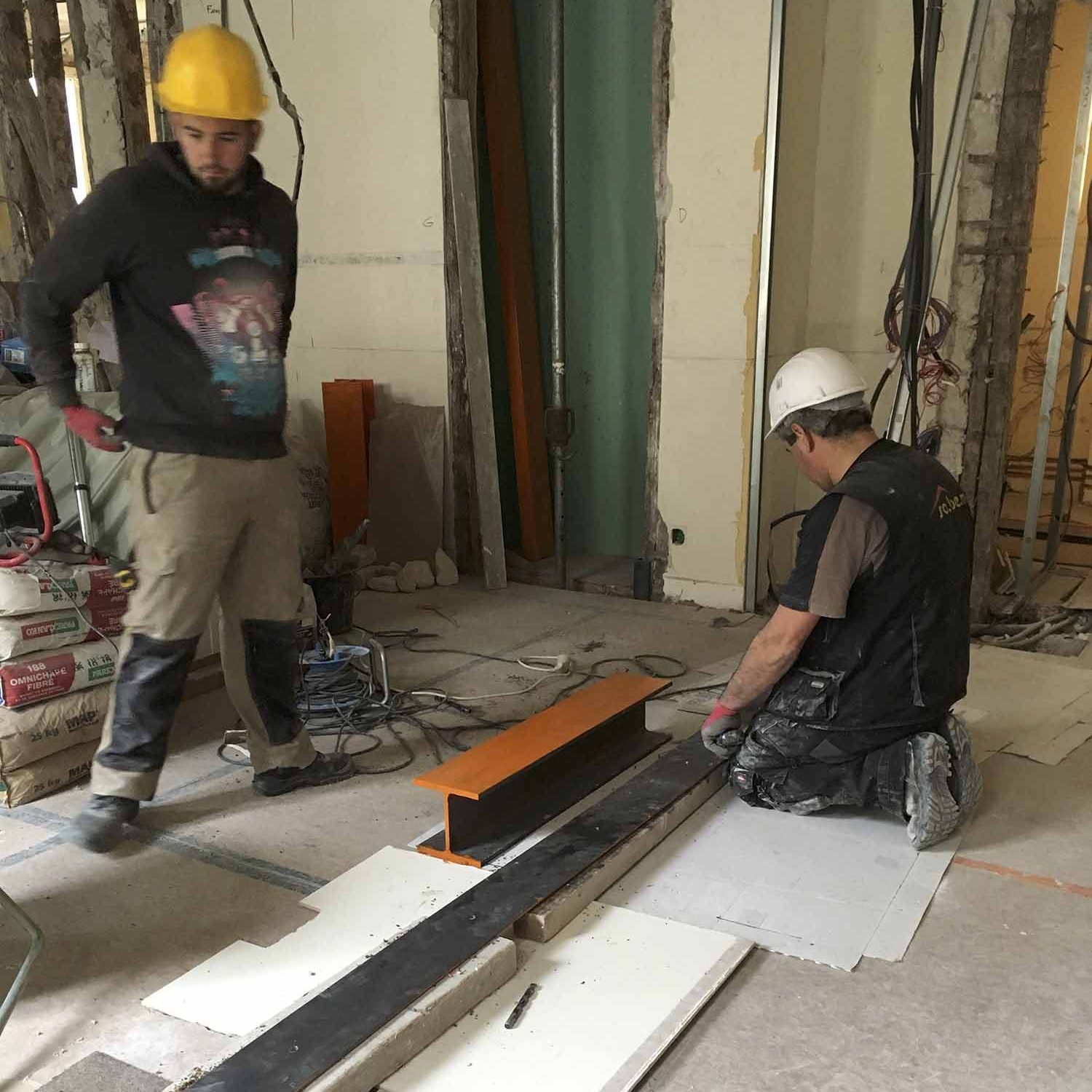 Pendant-les-travaux-Pose-des-fers-e1483897474736