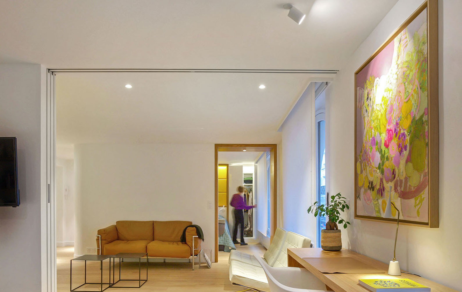 Vue vers salon appartement pied à terre parisien - Flora Auvray Architecte d'intérieur(10)bis