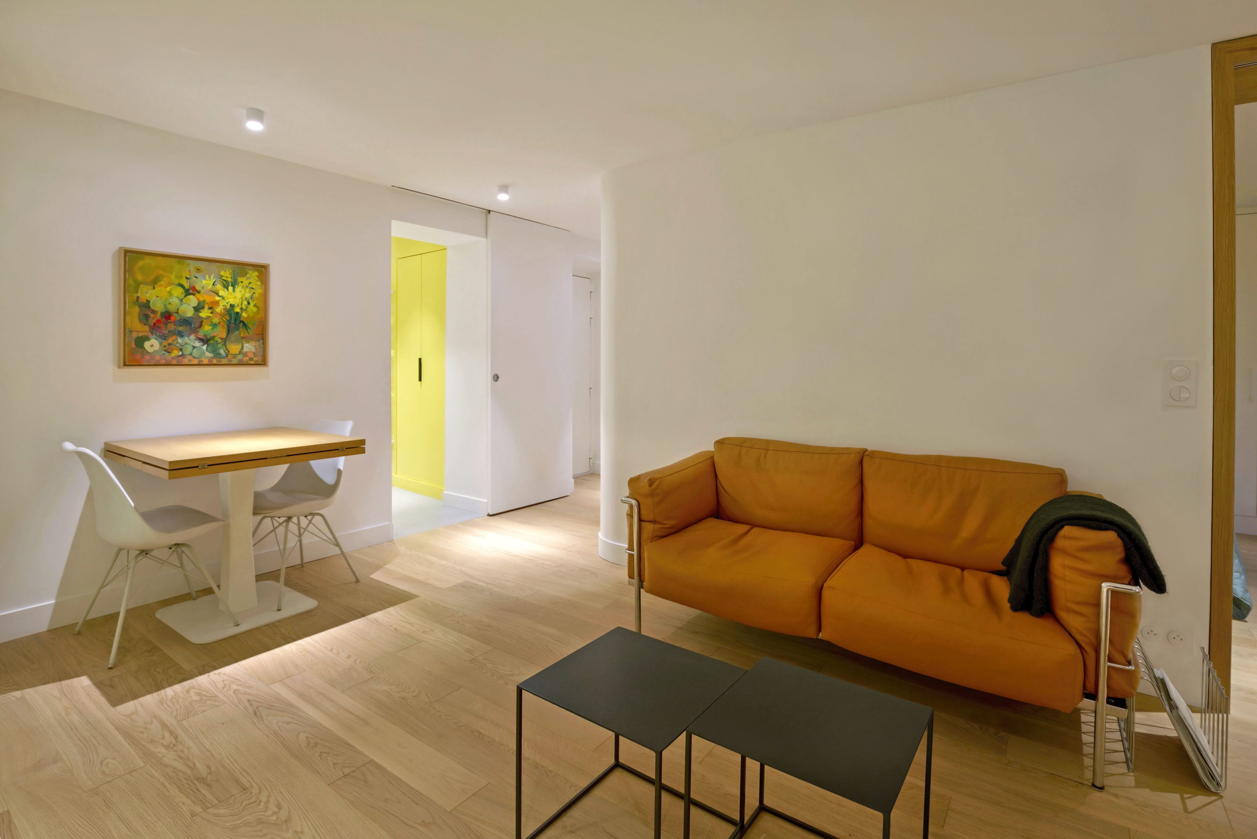 Salon appartement pied à terre parisien - Flora Auvray Architecte d'intérieur(93)