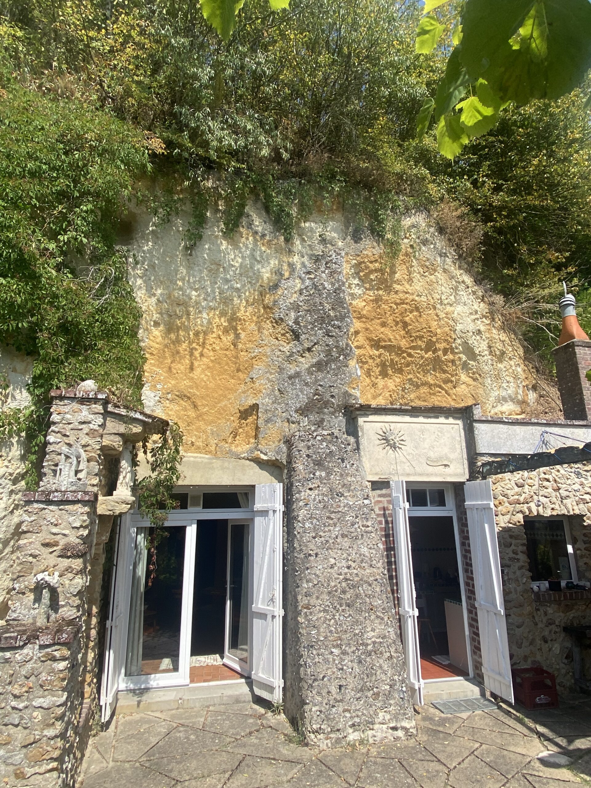 Habitat troglodyte à Trôo